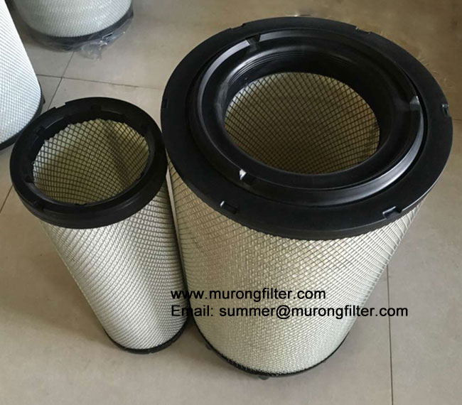 1869992 Truck engine air filter.jpg